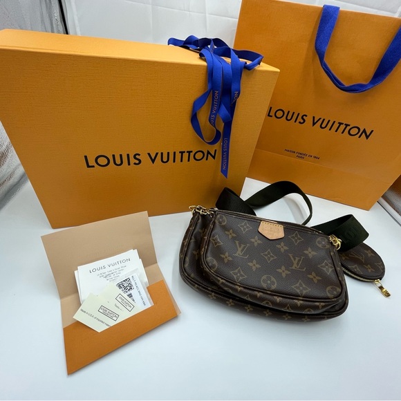 Luis Vuitton multi pochette - Picture 1 of 16
